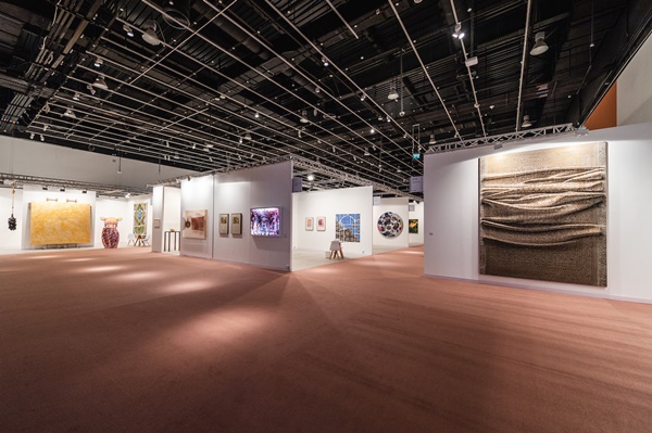 click to enlarge- double click to reduce ABU DHABI ART 2021,Abu Dhabi UAE - 17 > 21 November, 2021 @abudhabiart