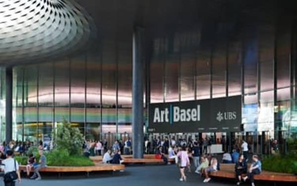 click to enlarge- double click to reduce 410 participants at Art Basel 2023 - June 15 > 18, 2023 @ArtBasel