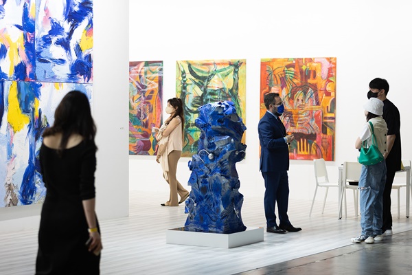 click to enlarge- double click to reduce 142 galleries at ART BUSAN 2023, Busan SOUTH KOREA - May 5 > 7, 2023 @artbusandesign