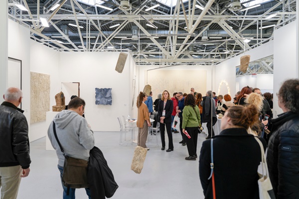 click to enlarge- double click to reduce 213 participants at ARTEFIERA 2025, Bologna, ITALY - 6 > 9 February, 2025 @artefiera