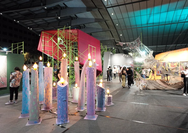 click to enlarge- double click to reduce 48 galleries at ART FAIR PHILIPPINES 2025 , MAKATI CITY MANILA - 21 > 23 February, 2025 @artfairph