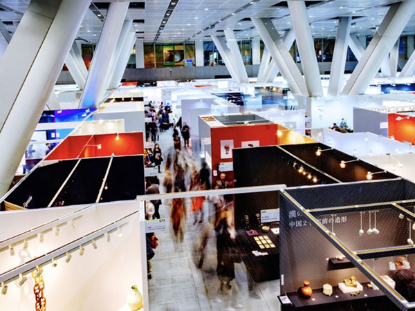 click to enlarge- double click to reduce 150 galleries at Art Fair Tokyo, JAPAN - March 11 > 13, 2022 @artfairtokyo