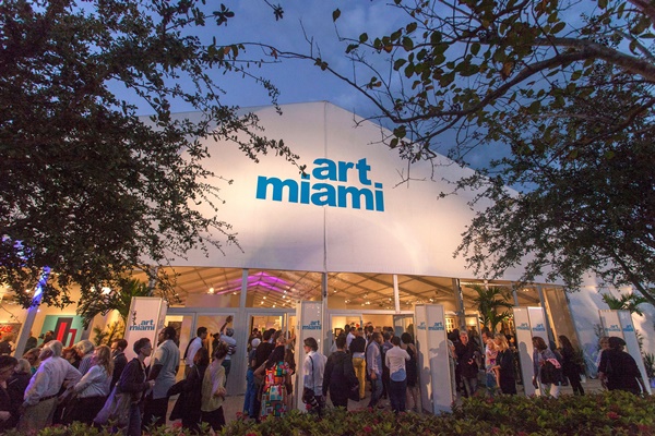 TOP 10 artists at Art Miami 2019 - 3 > 8 December 2019 @artmiamifairs
