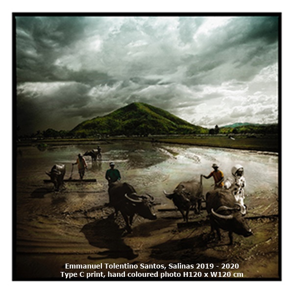 click to enlarge- double click to reduce Emmanuel Tolentino Santos, Salinas 2019 - 2020
Type C print, hand coloured photo H120 x W120 cm