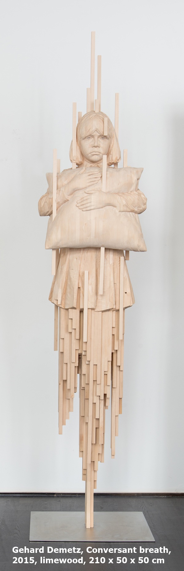Gehard Demetz, Conversant breath, 2015, limewood, 210 x 50 x 50 cm