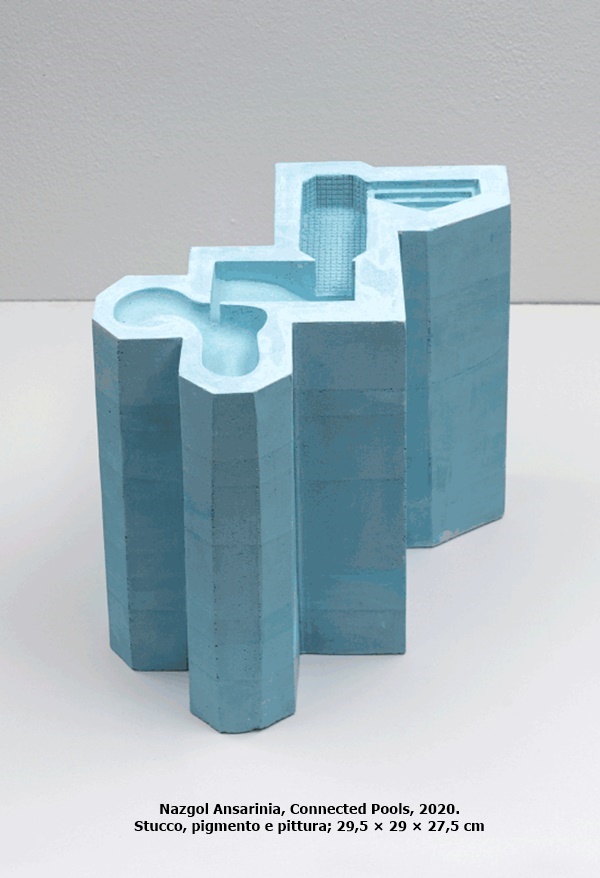 Nazgol Ansarinia, Connected Pools, 2020. Stucco, pigmento e pittura; 29,5 × 29 × 27,5 cm