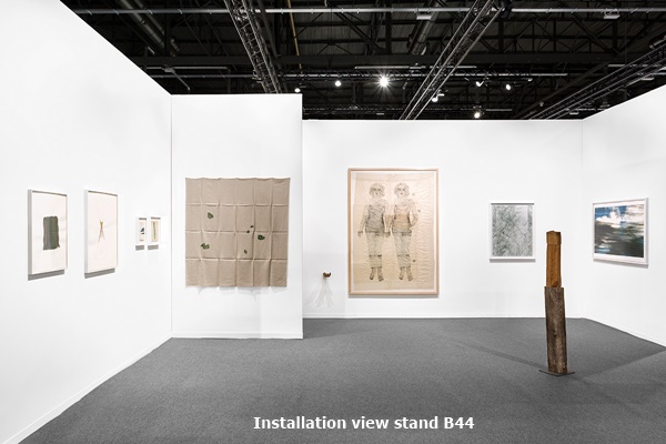  Installation view stand b44