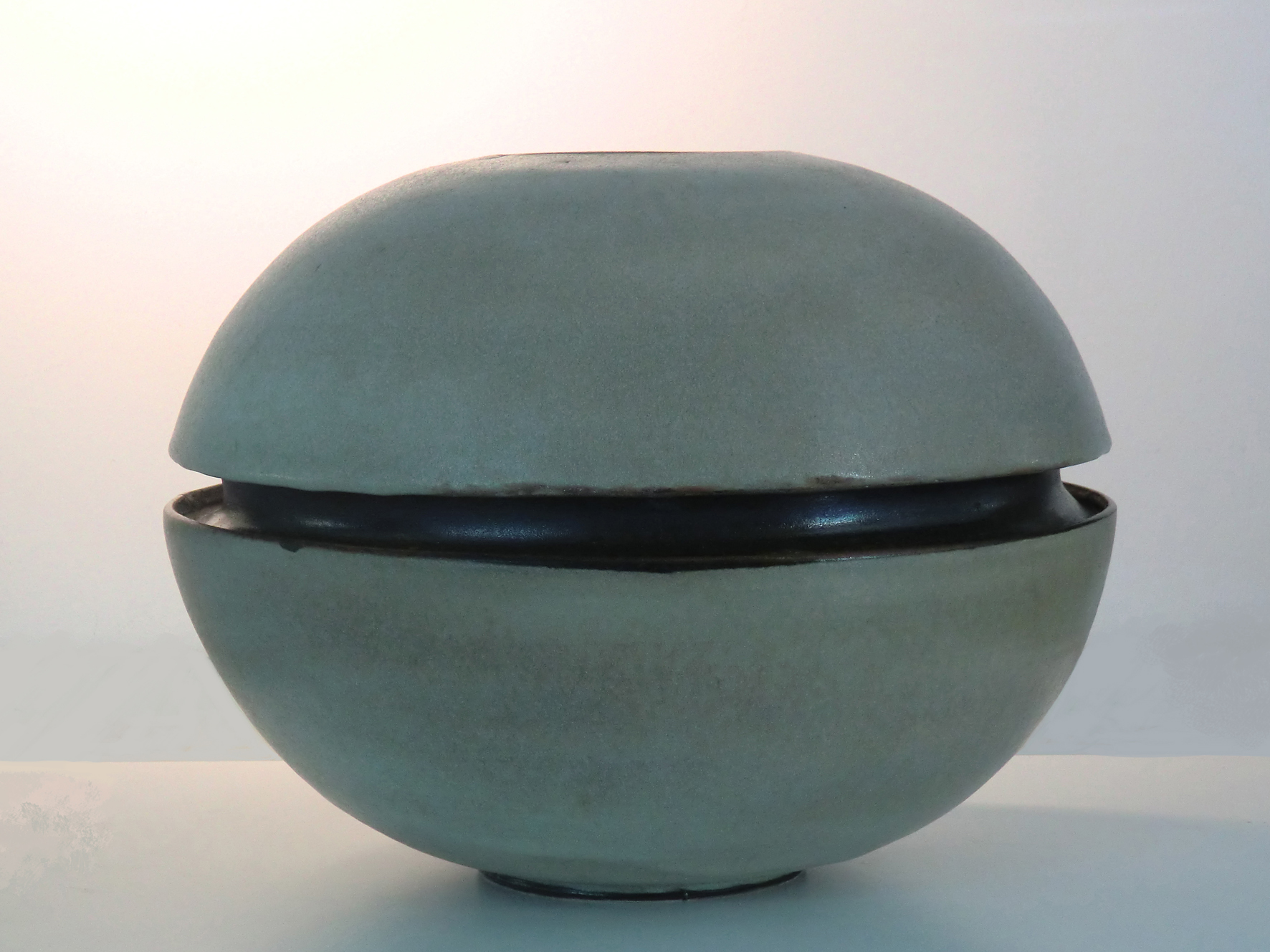 Gaetano Baglieri, Vaso con ferita, 1971, gres, h cm. 30 Liceo Artistico “Gaetano Chierici”