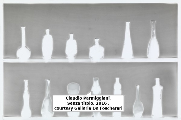 click to enlarge- double click to reduce Claudio Parmiggiani,
Senza titolo, 2016 ,
courtesy Galleria De Foscherari