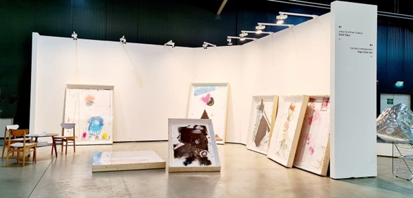 click to enlarge- double click to reduce Zsolt Tibor: installation view