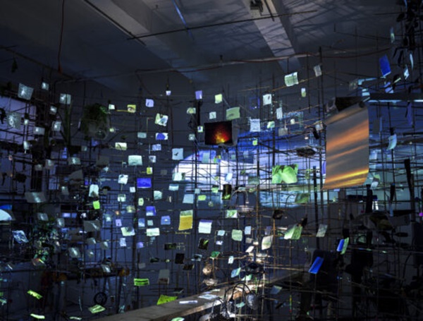 click to enlarge- double click to reduce Sarah Sze : Night into Day
