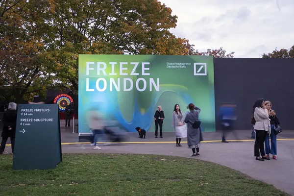 click to enlarge- double click to reduce 169 galleries at Frieze London 2024 - 9 > 13 October, 2024 @FriezeArtFair