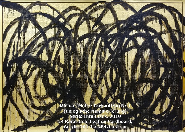 Michael Müller Farbauftrag Nr.1 
(unlogische Nummerierung) 
Serie: Into Black, 2019
24 Karat Gold Leaf on Cardboard, 
Acrylic 201.1 x 284.1 x 5 cm