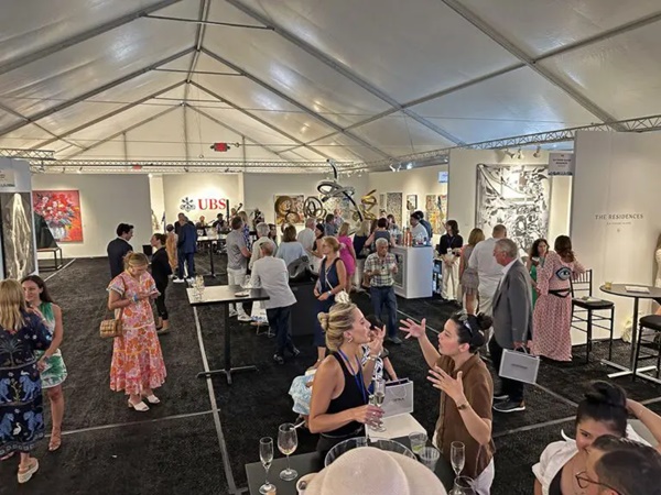 click to enlarge- double click to reduce 573 artists at HAMPTONS ART FAIR 2024 - July 11 > 14, 2024 @arthamptonsfair
