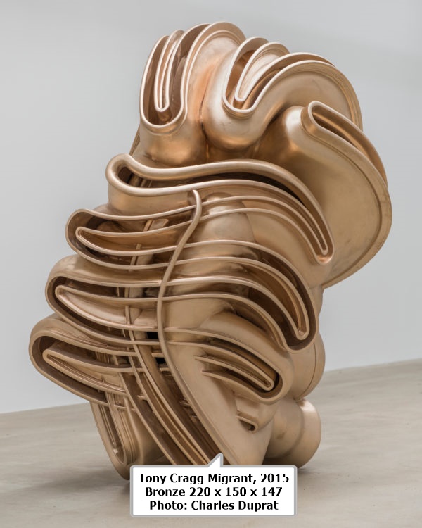 click to enlarge- double click to reduce Tony Cragg Migrant, 2015 Bronze 220 x 150 x 147 Photo: Charles Duprat