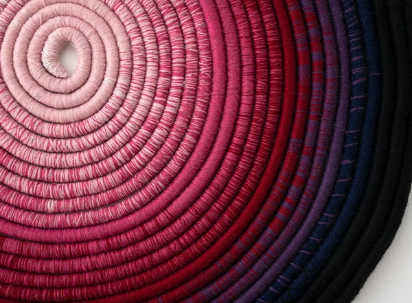 Silvia Inselvini, Kalachakra/Galaxy 2 and 1 (detail views), 2019, threads on rope, diameter 70 cm.