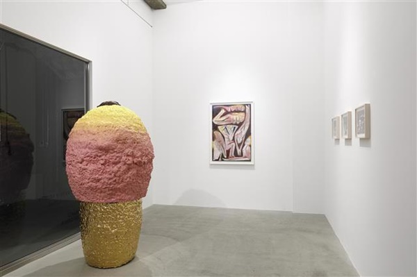 KOSAKU KANECHIKA, Tokyo JAPAN -  9 Artists nstallation view from 9 Artists at KOSAKU KANECHIKA, 2020

© 2020 NORITAKA TATEHANA K.K., Photo by GION