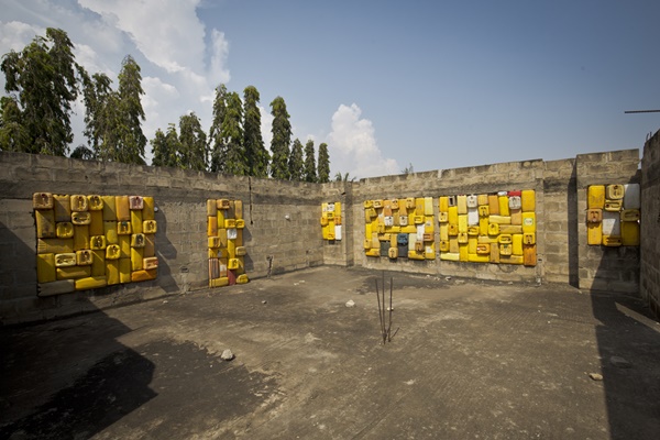 Serge Attukwei Clottey : Sometime in your life