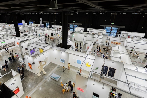 click to enlarge- double click to reduce 177 galleries at MIART 2024 Mukan, UTAKY - April 12 > 14, 2024 @MiArtMilano