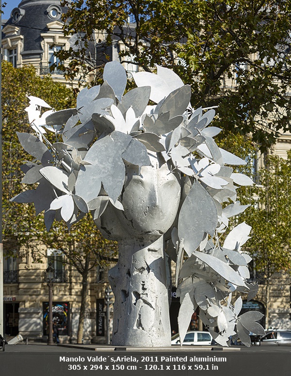 Manolo Valdés,Ariela, 2011
Painted aluminium
305 x 294 x 150 cm - 120.1 x 116 x 59.1 in 