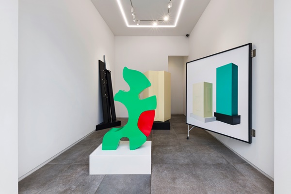 Haneyl Choi : Siamese