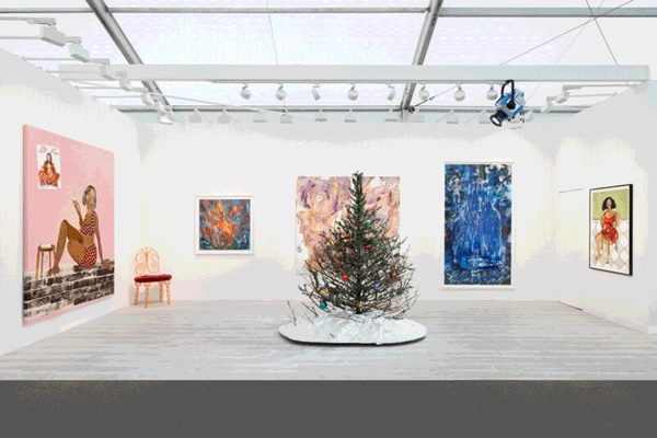 Installation views: Pilar Corrias, Booth E34, Paris+ par Art Basel 2022. Photography: Andrea Rossetti