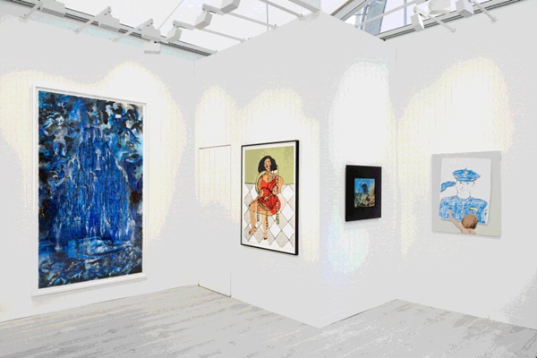 Installation views: Pilar Corrias, Booth E34, Paris+ par Art Basel 2022. Photography: Andrea Rossetti