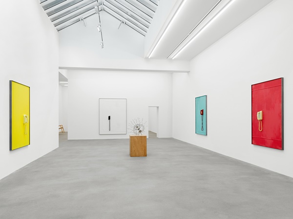 Installation views, Martin Boyce: No Longer Fathom, Galerie Eva Presenhuber, Waldmannstrasse, Zurich, 2020
© Martin Boyce