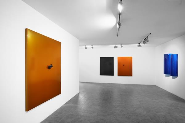 click to enlarge- double click to reduce Progettoarte elm , Milan - Amedeo Sanzone : L'attesa del vuoto