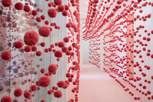 click to enlarge- double click to reduce Installation view: Matthew Lutz-Kinoy. Window to the Clouds; Salon Berlin, Museum Frieder Burda Matthew Lutz-Kinoy, An opening of the field, 2020. Wool. Courtesy of the artist; The Ray, 2019. Acrylic on canvas, 260 x 170 cm. Private Collection. Courtesy of the artist; Photo: Thomas Bruns