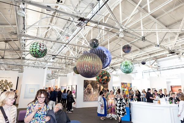 click to enlarge- double click to reduce 87 galleries at San Francisco Art Fair 2024 , U.S.A. - April 25 > 28, 2024 @artmrkt