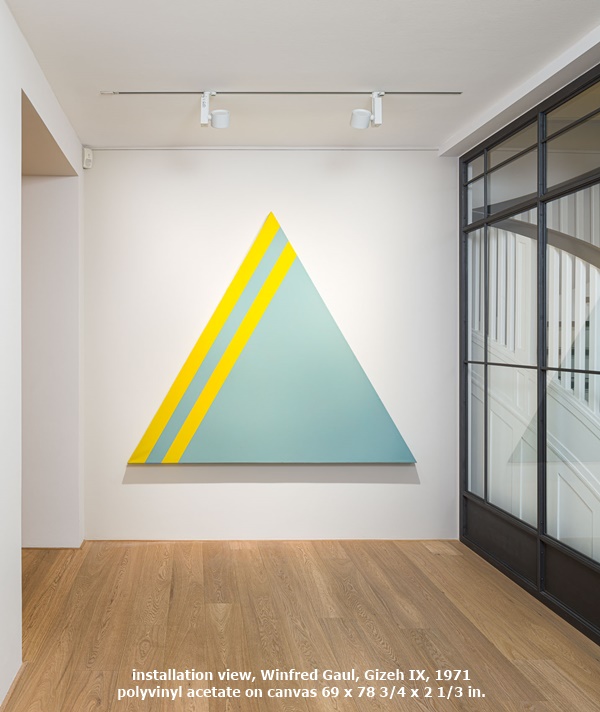 click to enlarge- double click to reduce installation view
Winfred Gaul, Gizeh IX, 1971
polyvinyl acetate on canvas
69 x 78 3/4 x 2 1/3 in.