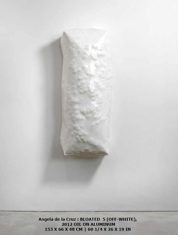 Angela de la Cruz : BLOATED  5 (OFF-WHITE), 2012
OIL ON ALUMINUM
153 X 66 X 48 CM | 60 1/4 X 26 X 19 IN