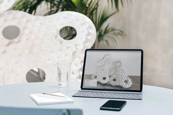 Installation views with works by Richard Deacon / Photos: Stefan Haehnel