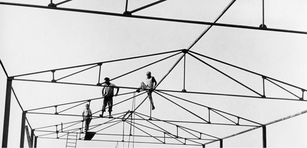 Leo Matiz y Lukas Ulmi. Dialogues in balance