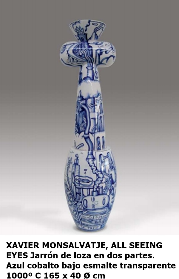 XAVIER MONSALVATJE ALL SEEING EYES Jarrón de loza en dos partes. Azul cobalto bajo esmalte transparente 1000º C 165 x 40 Ø cm

