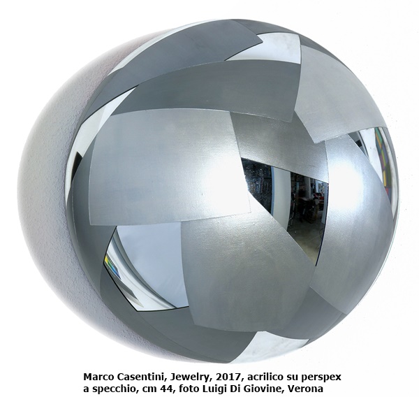 Marco Casentini, Jewelry, 2017, acrilico su perspex a specchio, cm 44, foto Luigi Di Giovine, Verona
