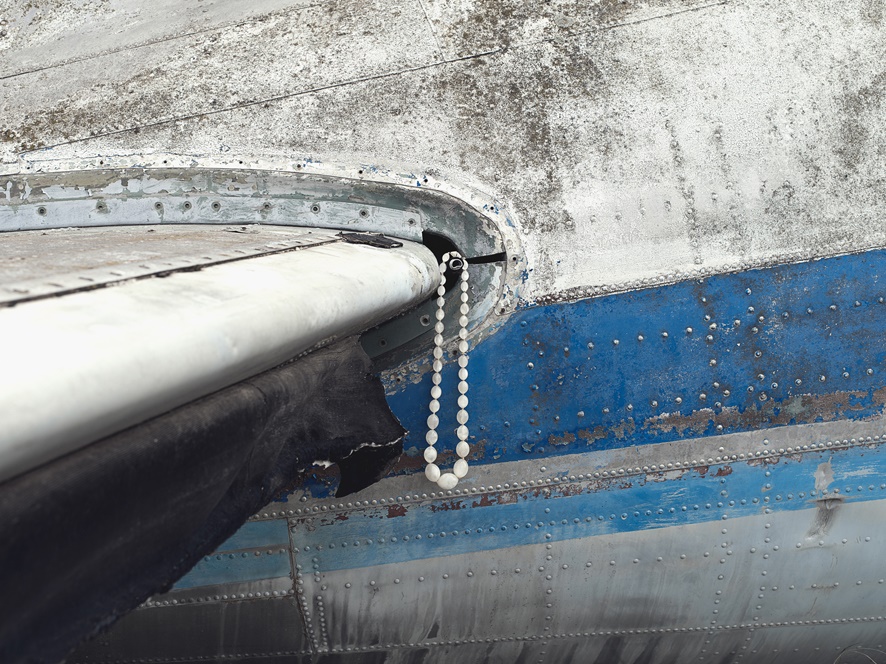 Guia Besana , The Necklace.B