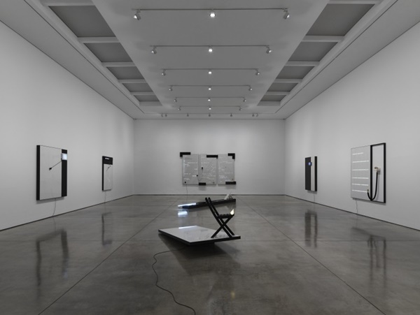 click to enlarge- double click to reduce Wang Gongxin, Installation view