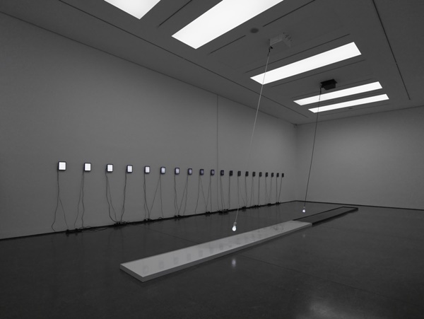click to enlarge- double click to reduce Wang Gongxin, Installation view